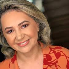 Prof. Aline