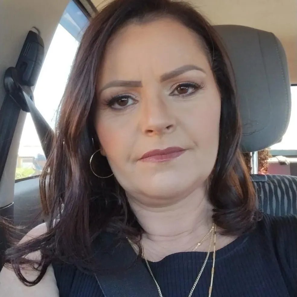 Prof. Camila • Berçário